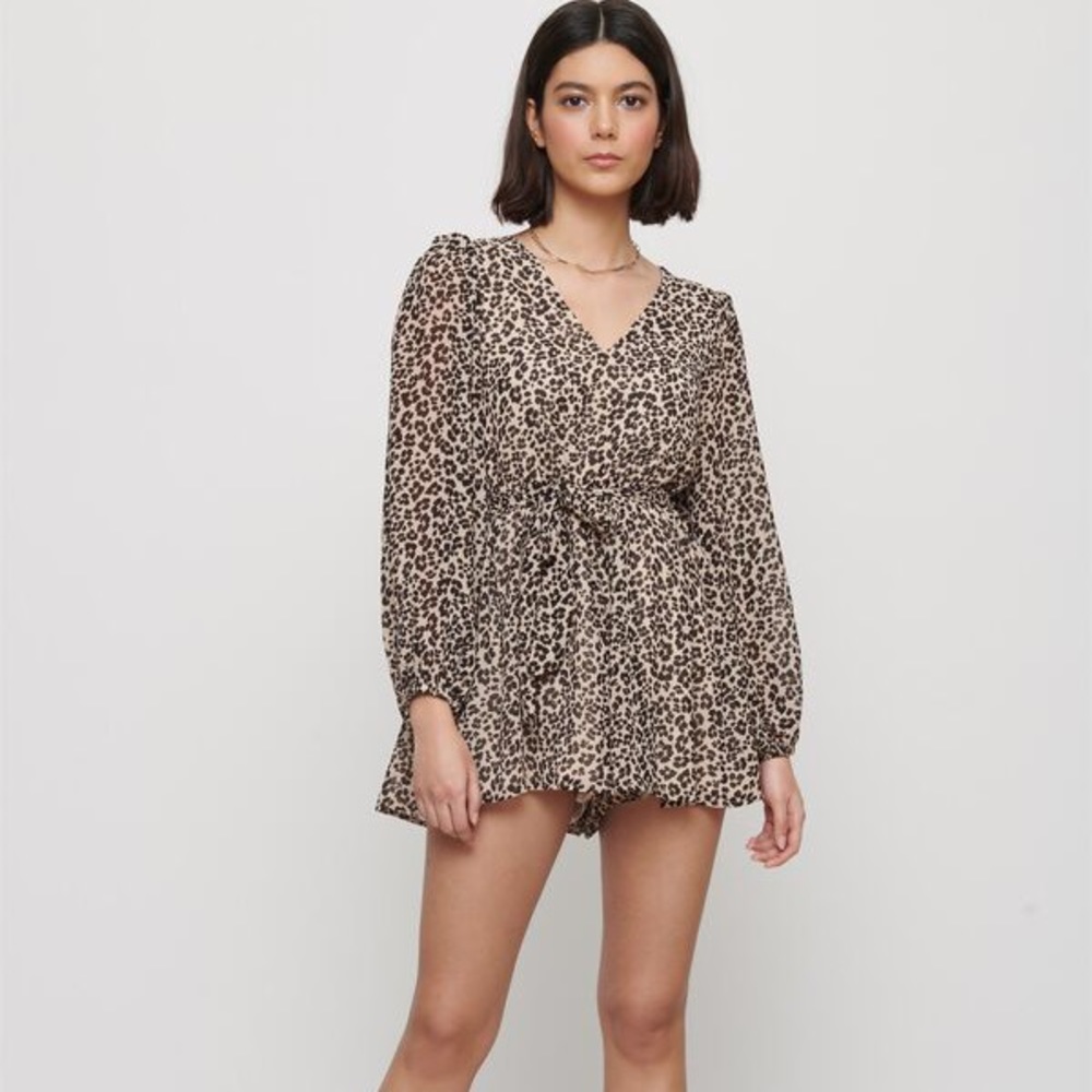 Dynamite leopard print romper